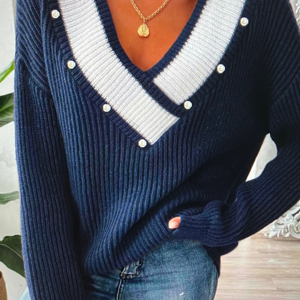 Navy and White Off-Shoulder Sweater - Picture 3 of 3